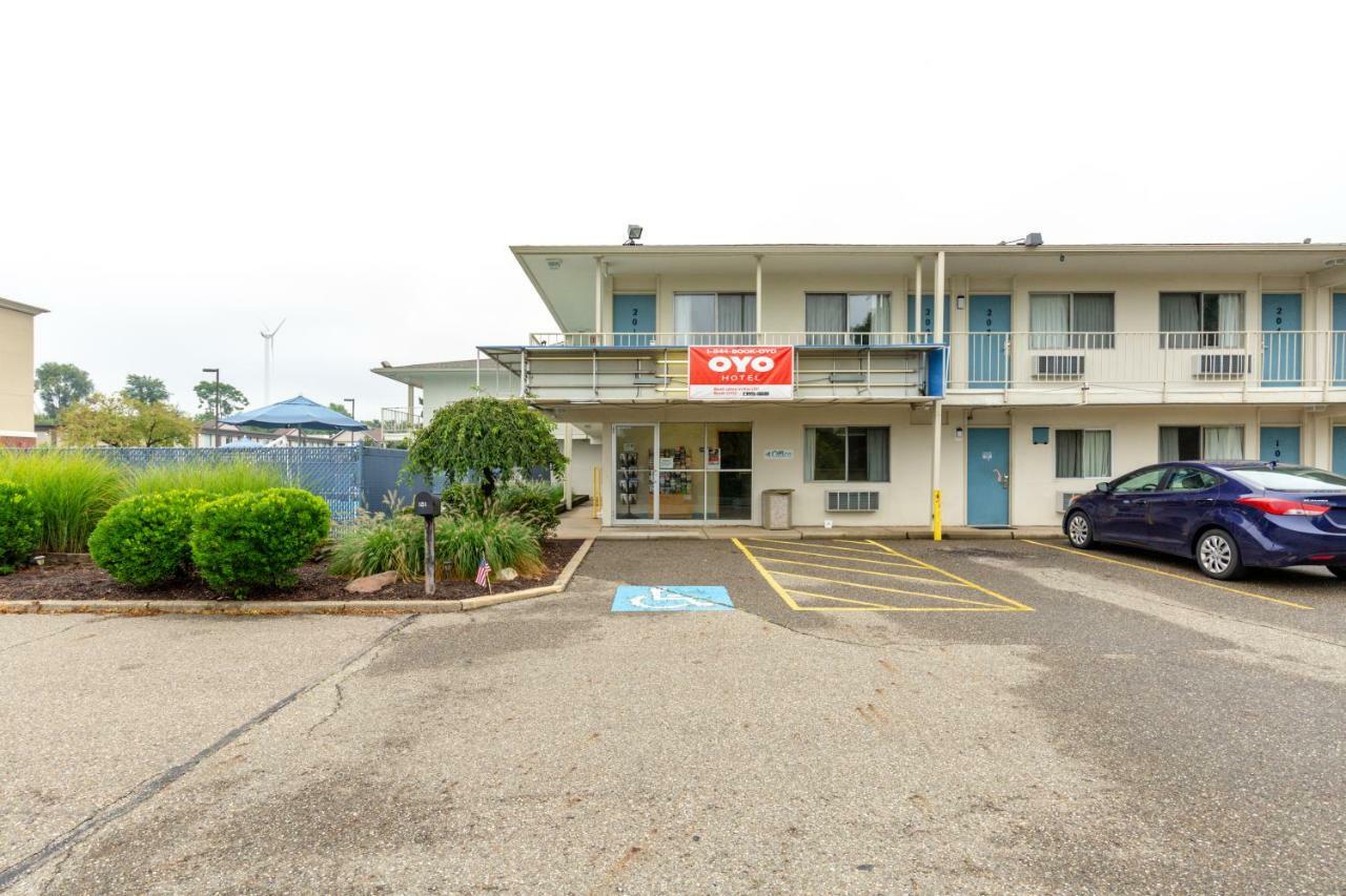 Days By Wyndham Hotel 2*
