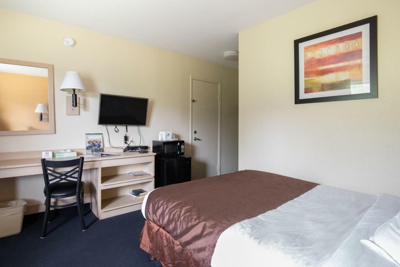 Days By Wyndham New Philadelphia